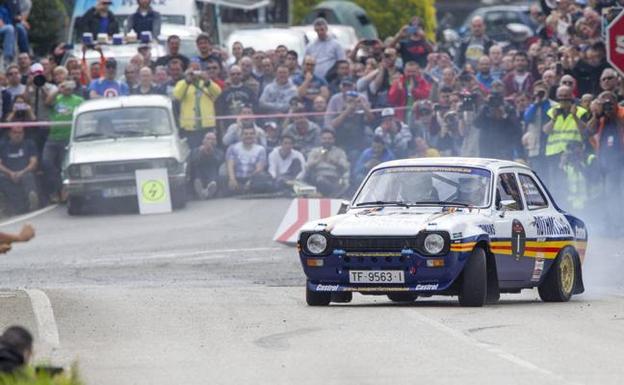 El Trasmiera se luce ante sus fieles