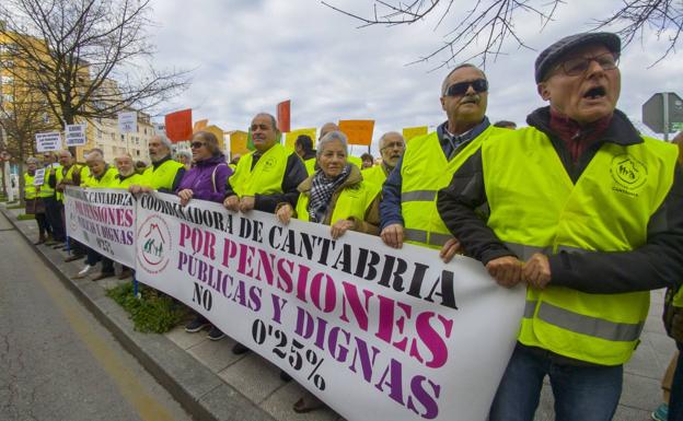 Los pensionistas cántabros hacen balance de sus reivindicaciones