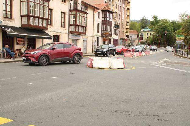 Arrancan las obras para la construcción de una nueva rotonda en Solares