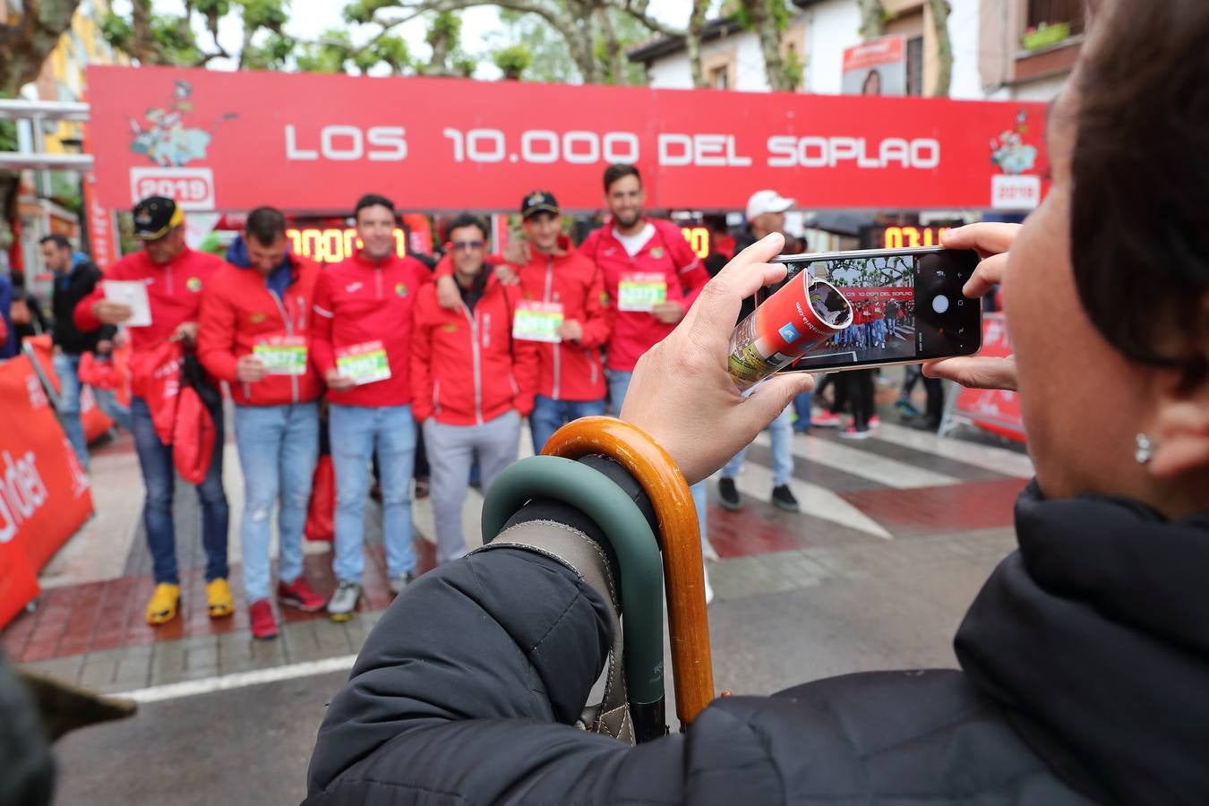 Gran ambiente en el inicio de Los 10.000 del Soplao