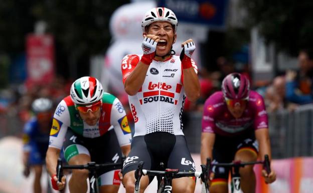 Caleb Ewan gana el esprint la octava etapa