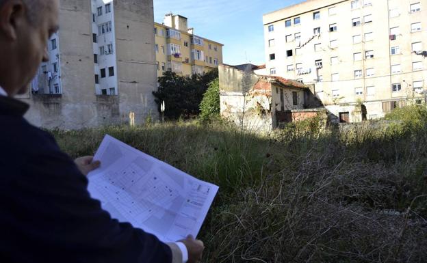 Adjudicada la demolición de edificio tapón de la calle El Zapatón