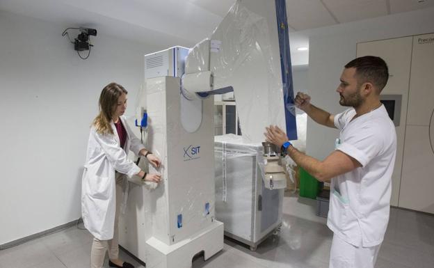 Revilla agradece a Amancio Ortega sus donaciones y dice que le va a pedir otra para Cantabria