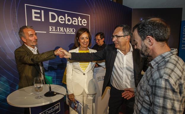 Las mejores imágenes del debate en Torrelavega