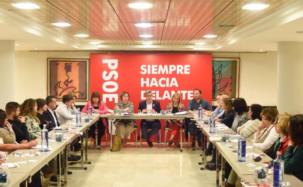 El PSOE promete más políticas para lograr que Cantabria sea más igualitaria