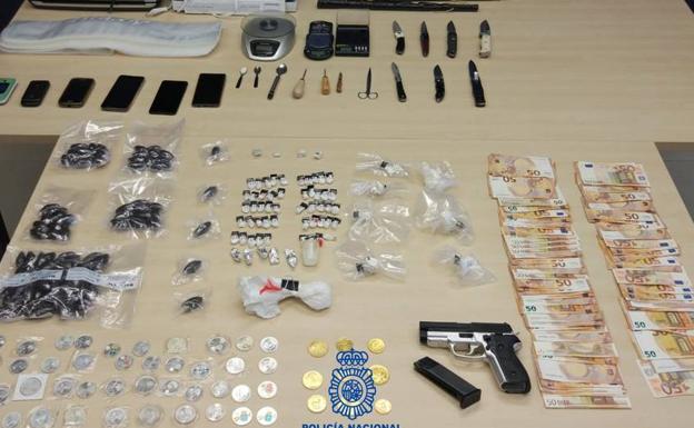 Detienen en Santander a dos hermanos que vendían cocaína y hachís, creando alarma entre los vecinos