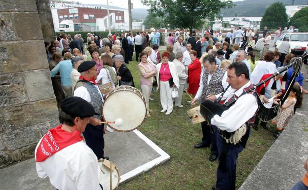 Renedo se vuelca con las fiestas de San Antonio