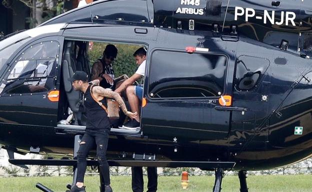 Investigan a Neymar por divulgar fotos de la mujer que le denunció