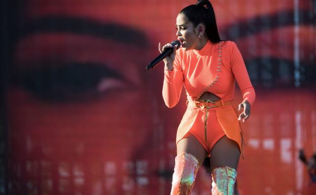 Natti Natasha, Myke Towers y Manuel Turizo se suben al Reggaeton Beach