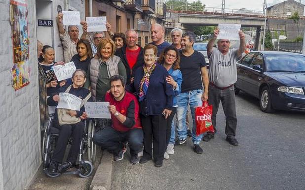 «Vamos a cortar la carretera»