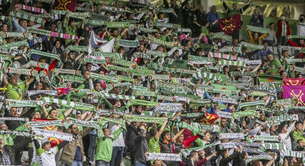 El Racing prepara una subida de los abonos con el Oviedo y el Sporting como modelos