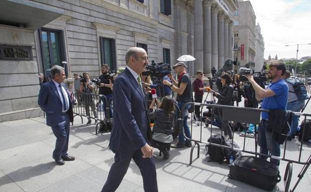 Carmen Calvo y Martín se suman a la reunión en Madrid con Ábalos y Mazón