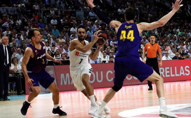 El Madrid conquista su 35ª Liga en Barcelona