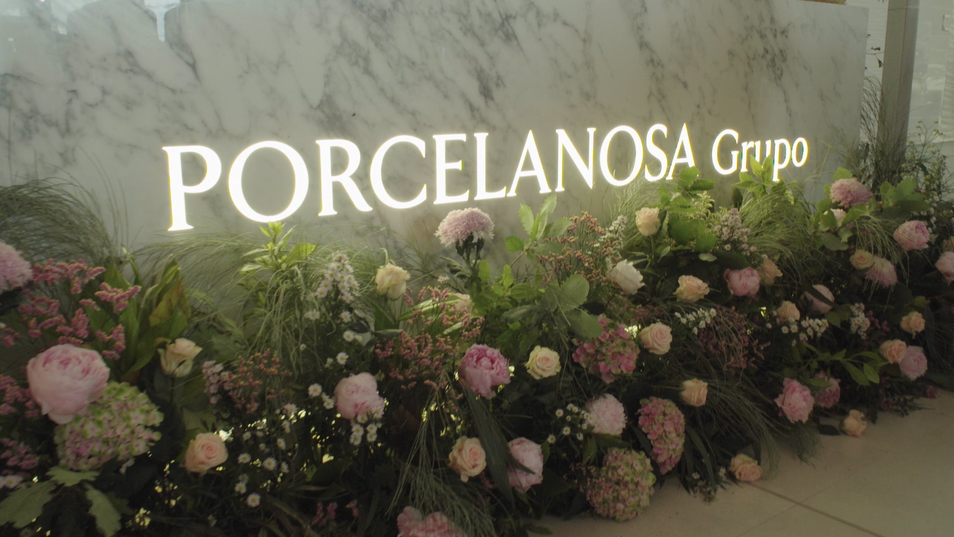 Porcelanosa presenta en Santander Xtone, un material de interiorismo revolucionario