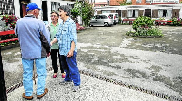 Las monjas del Hogar del Transeúnte de Torrelavega dejan el servicio después de 35 años