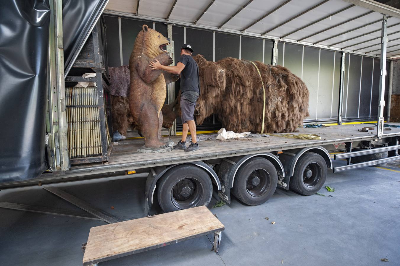 Expo Dino XXL ya está en Santander