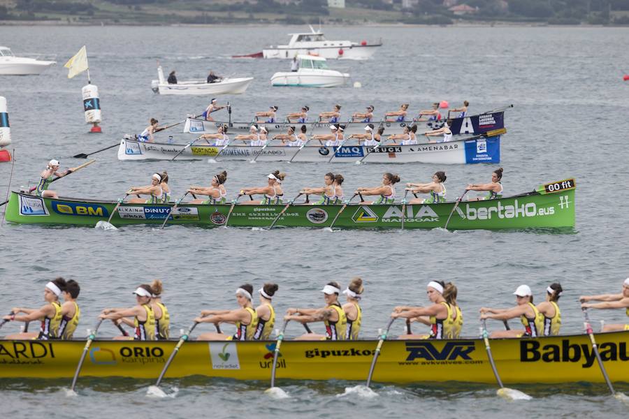Astillero mejora en la bahía de Santander