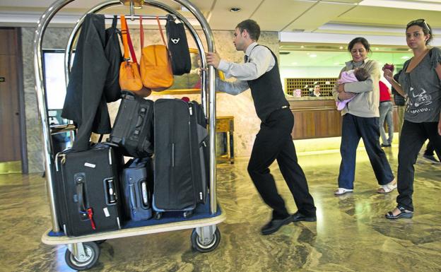 La industria hostelera encara con optimismo otra 'operación verano'