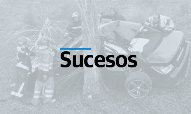 Un taxista da positivo tras chocar con un turismo en la Avenida de los Castros