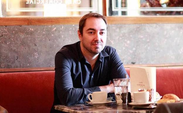 «Los jóvenes buscan una literatura que no sea condescendiente ni moralista»