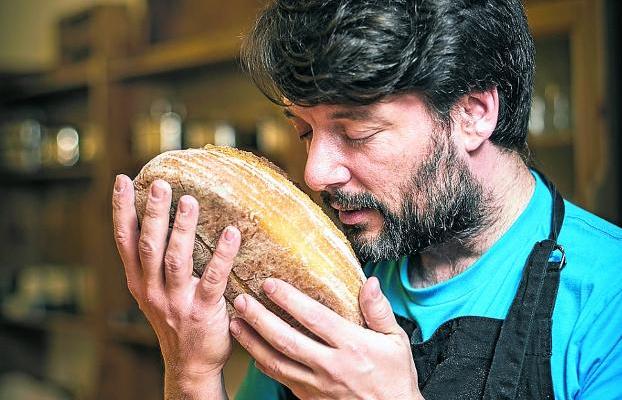 «Hay muchos panes en este país en peligro de extinción»