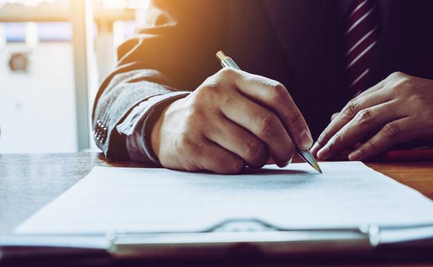 El Ministerio tiene abiertos 60 expedientes de cántabros sin herederos para asumir sus bienes