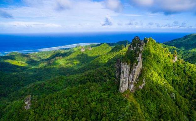 La ruta hacia la roca sagrada de las Islas Cook