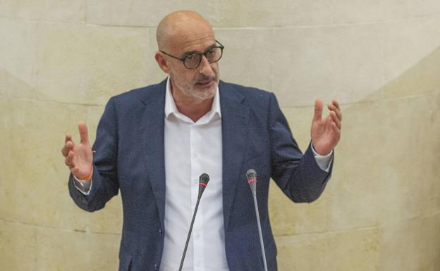 Félix Álvarez pide al Parlamento que condene los actos contra Ciudadanos en el Día del Orgullo