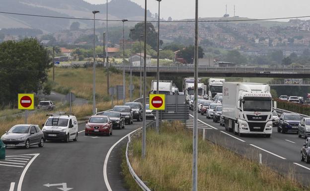 Delegación del Gobierno estima que la A-67 no se podrá reabrir al menos hasta el jueves