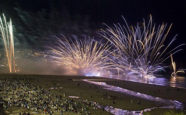 El TUS reforzará la línea 1 el sábado por los fuegos artificiales de la Primera de El Sardinero