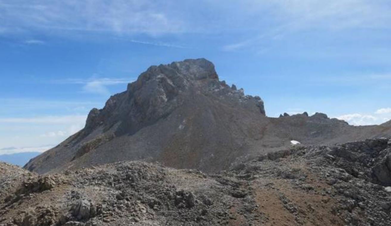 Rescatado en helicóptero un senderista de Solares que se desorientó en Picos de Europa