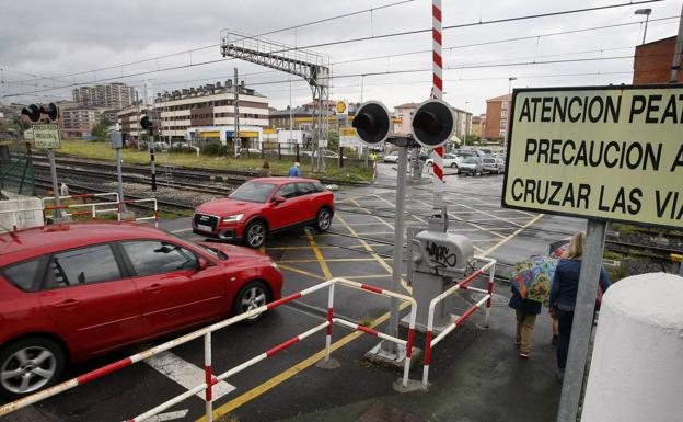Torrelavega y Adif se reúnen el día 17 en Madrid para abordar el soterramiento de las vías