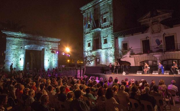 El Festival de Verano de Camargo ofrece en agosto 8 espectáculos gratuitos