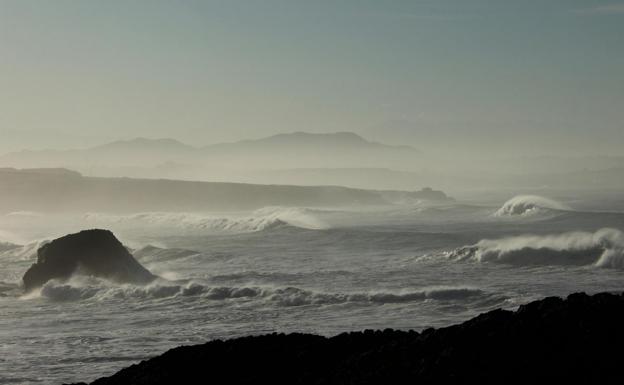 Las series fotográficas de Ana Santamatilde se exponen en Potes y en San Vicente de la Barquera