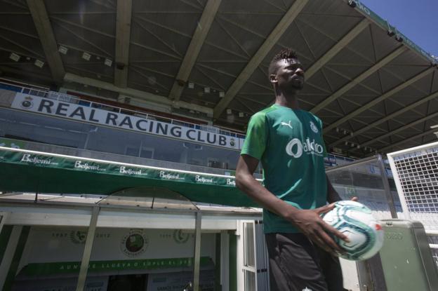 «No me lo pensé. Vengo a dejarme todo por el Racing»