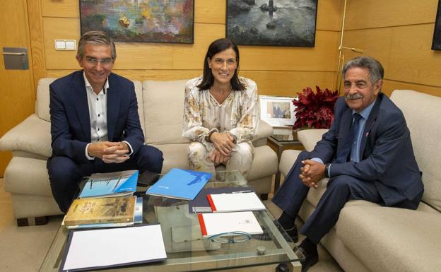 Revilla e Igual mantienen un primer encuentro de legislatura «cordial»