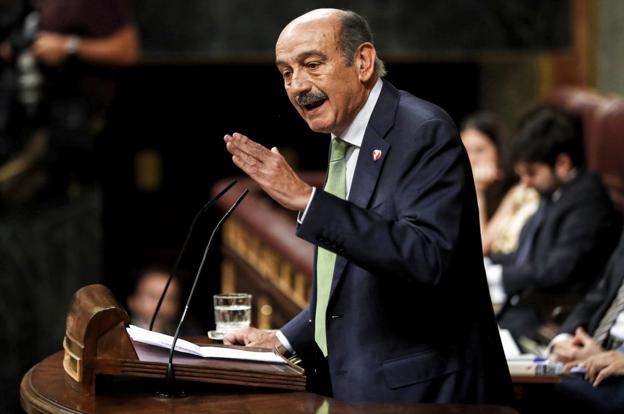 Los cinco diputados cántabros en el Congreso, «decepcionados» unos, «abochornados» otros