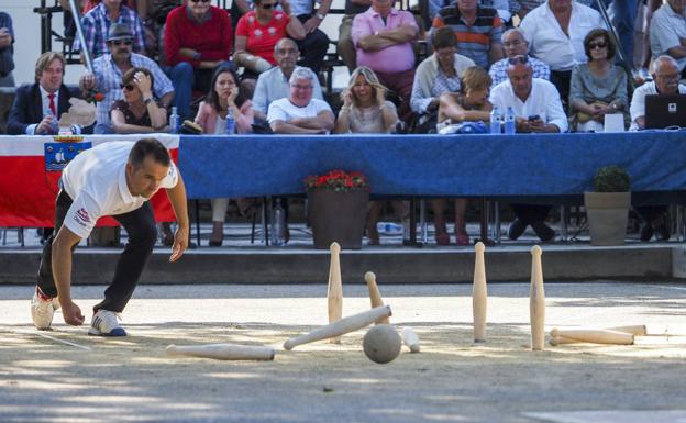 Óscar González repite en La Robleda