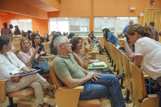 Ultimátum de los padres a Educación para cambiar el calendario escolar