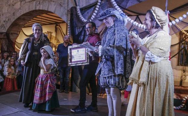 Laredo saca a concurso la fiesta de Carlos V por dos años