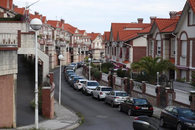 Castro da otro paso para solventar los problemas urbanísticos de Montesolmar