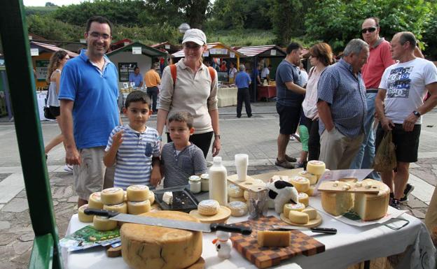 La Feria del Queso de Pesquera cumple 25 años