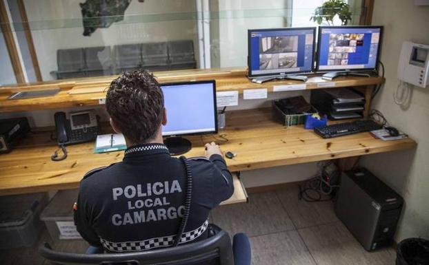 «El problema real de la Policía Local de Camargo no es otro que la falta de efectivos»