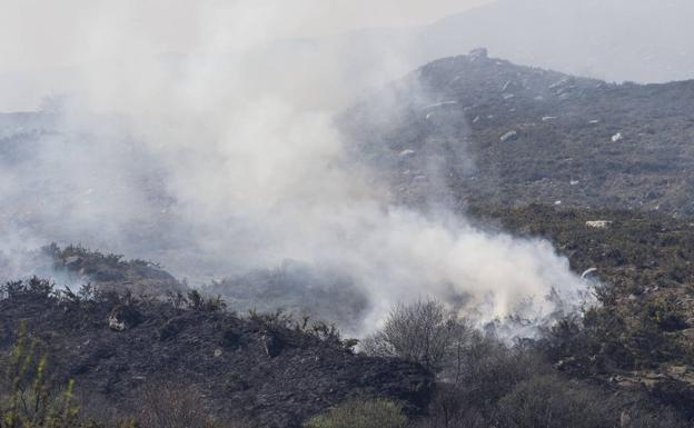 Activos dos incendios en la zona sur de Cantabria