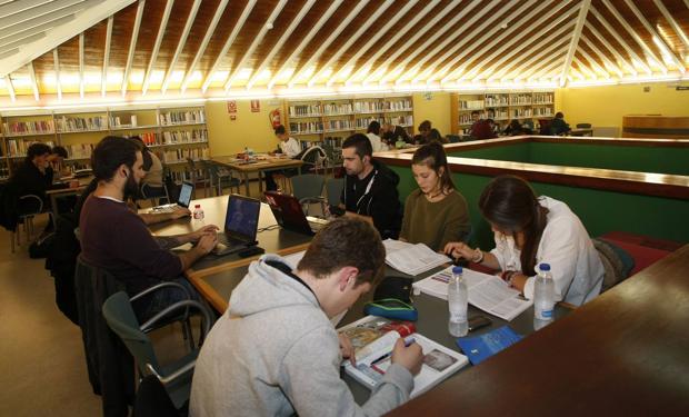 La Biblioteca Gabino Teira ampliará su horario del 19 de agosto al 10 de septiembre