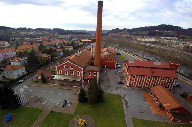 La Lechera es el primer edificio industrial protegido como bien cultural en Cantabria
