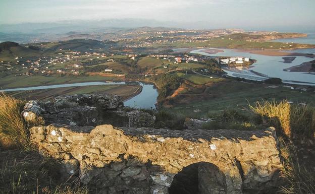 Nueva ruta a pie guiada a La Picota y al monte Tolio