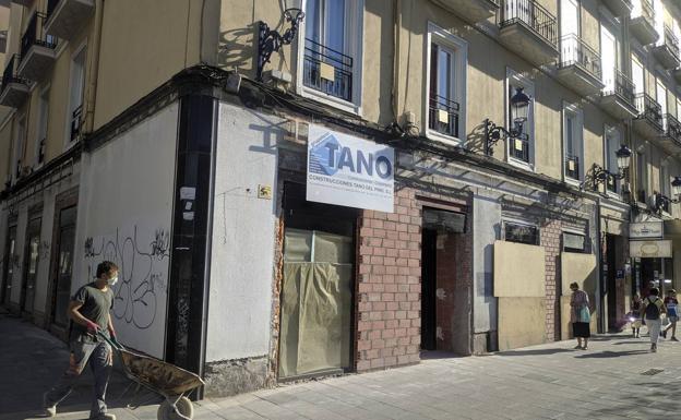 El antiguo local de Autogomas en Pombo recupera la estética del edificio