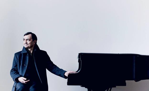 Mozart llega a Santander de la mano del pianista Pierre-Laurent Aimard