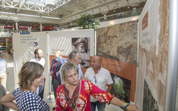 La Vía de Agripa y el patrimonio cultural de Camargo reunidos en una exposición